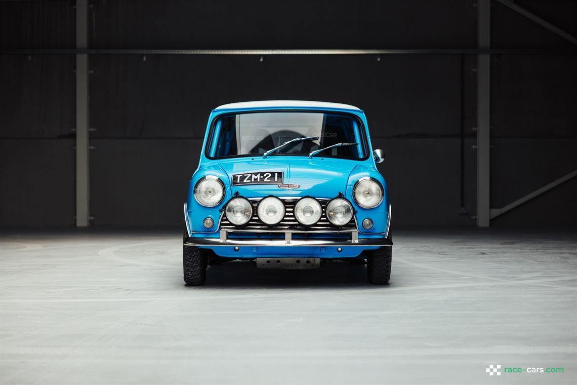 1965-mini-cooper-fia-rally-car
