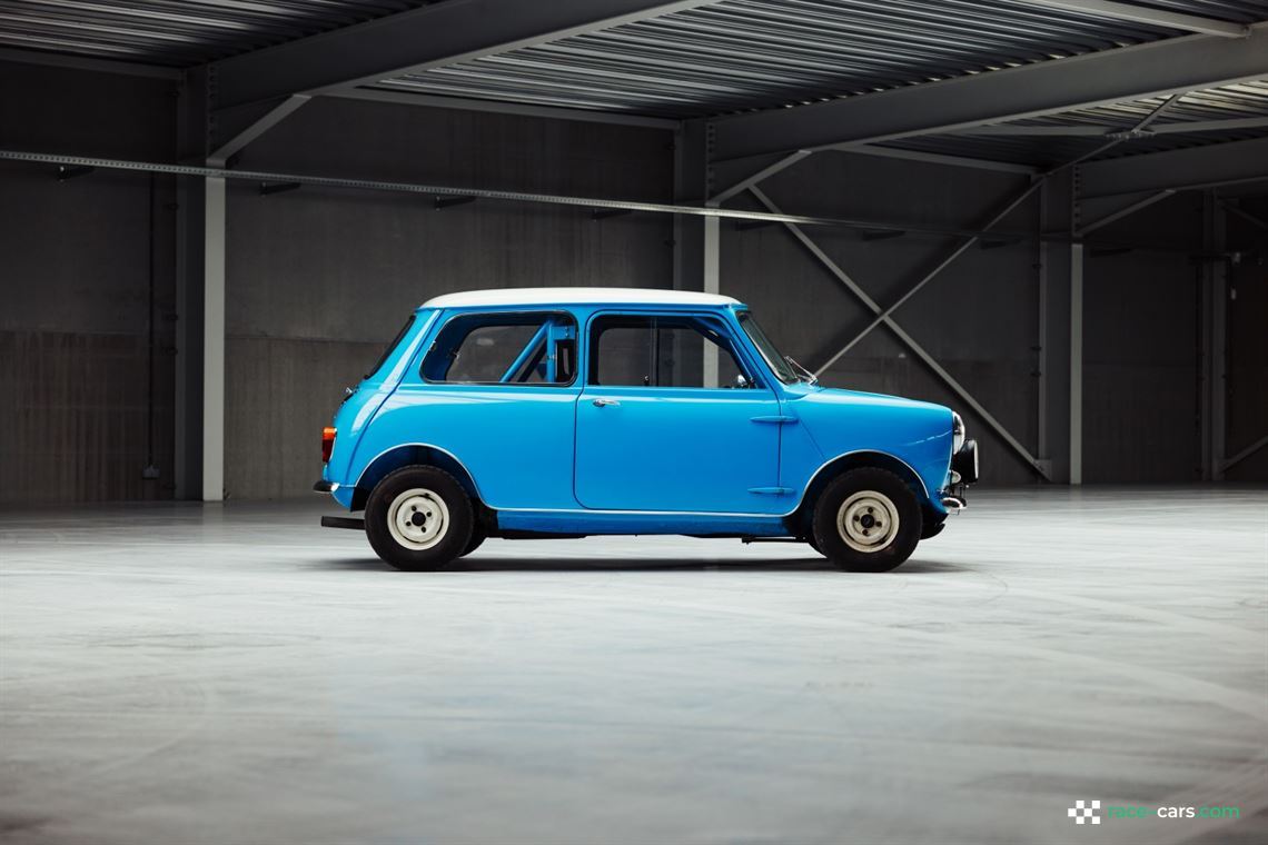 1965-mini-cooper-fia-rally-car