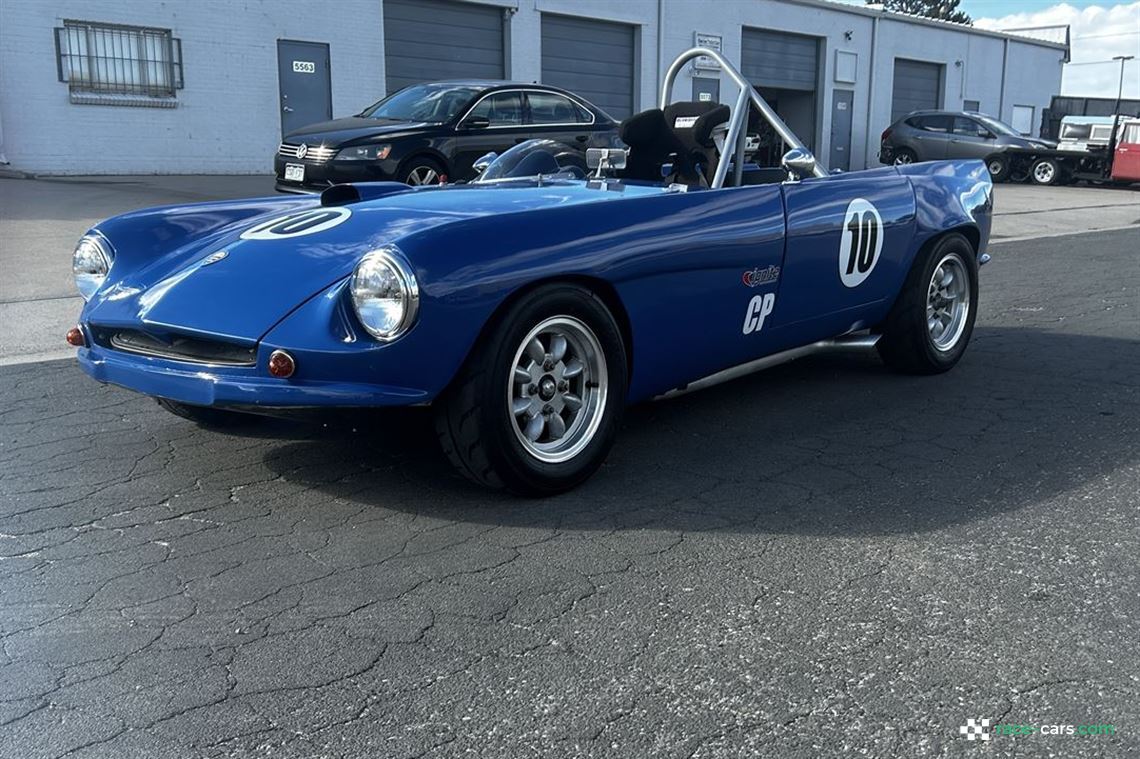 gsm-dart-race-car