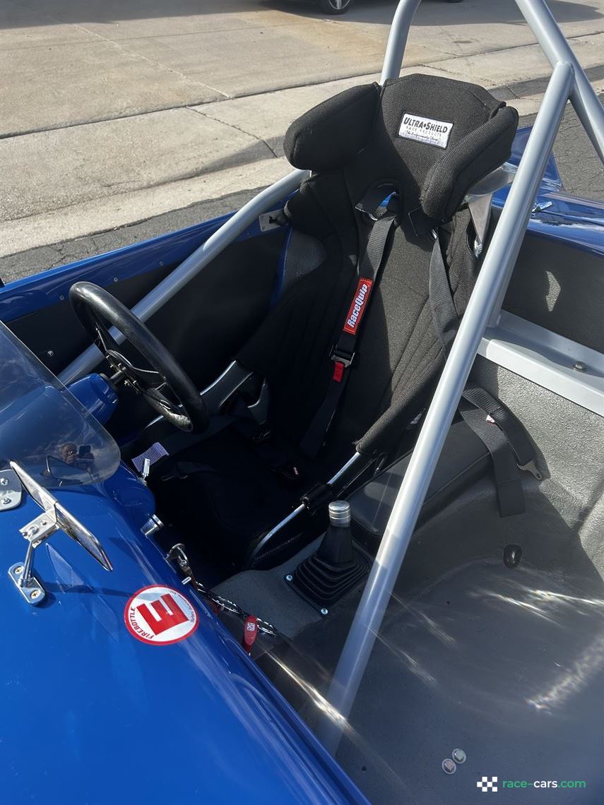 gsm-dart-race-car