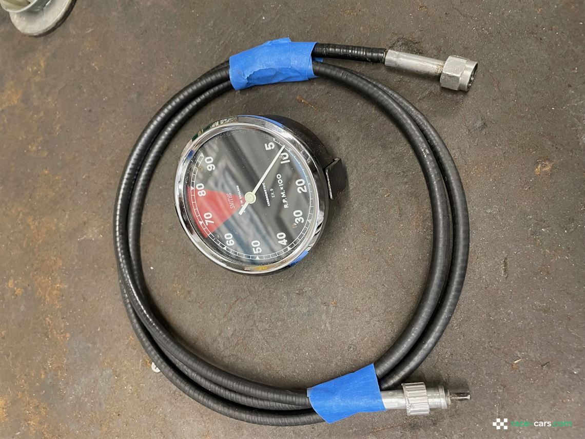 smiths-chronometric-tach-9000-rpm
