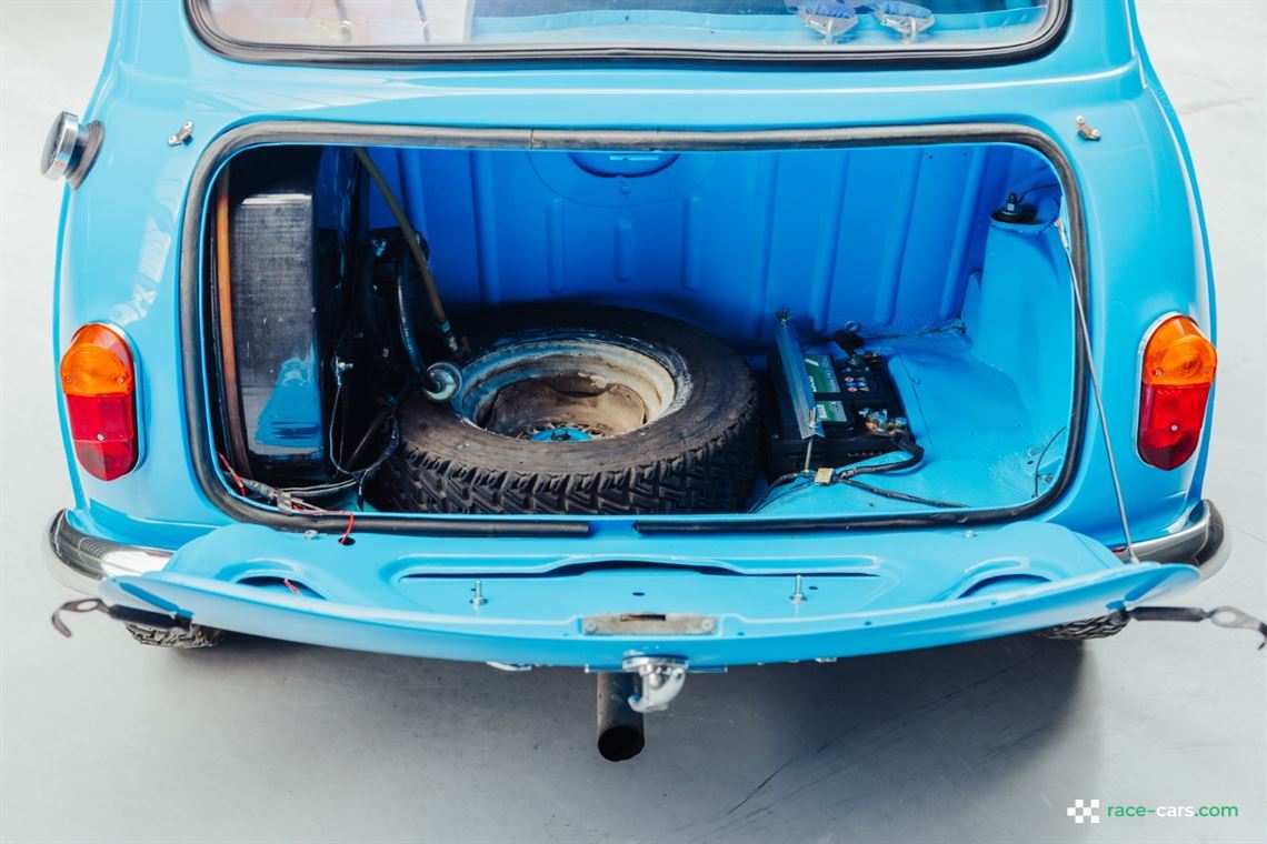 1965-mini-cooper-fia-rally-car