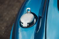 1963-jaguar-e-type-fhc-semi-lightweight