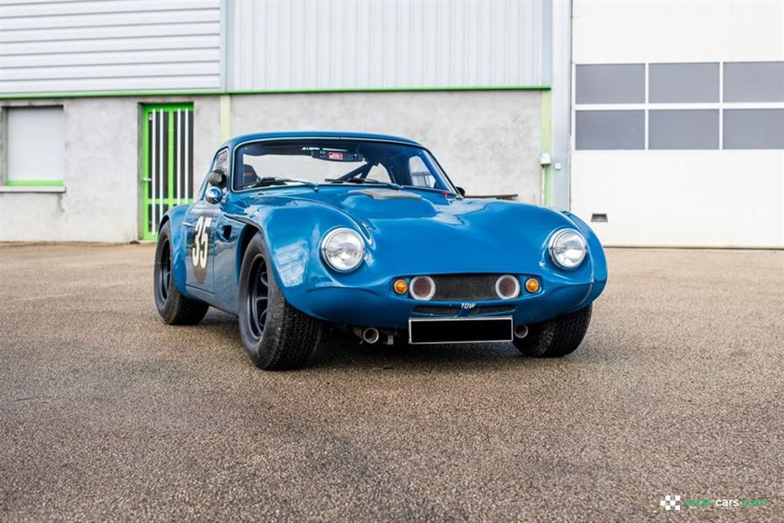 1965-tvr-griffith-400-by-nigel-reuben