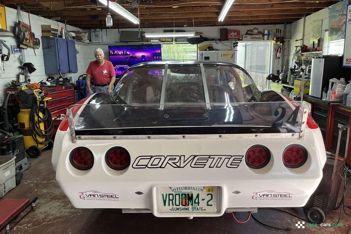 corvette-1972-w1982-greenwood-turbo-body