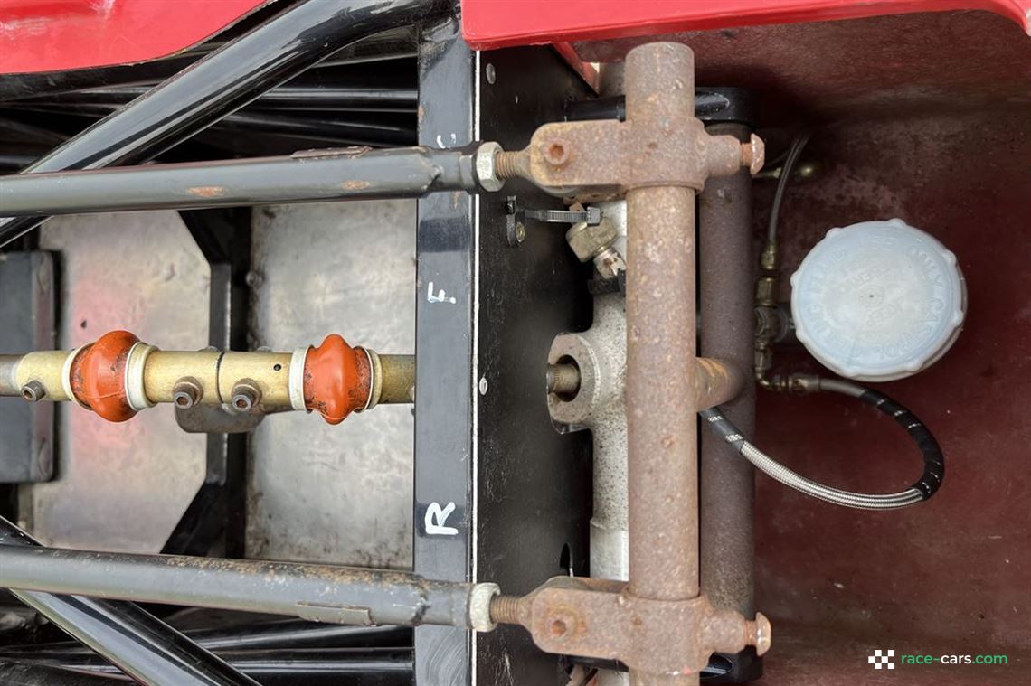 van-diemen-single-seater-race-car