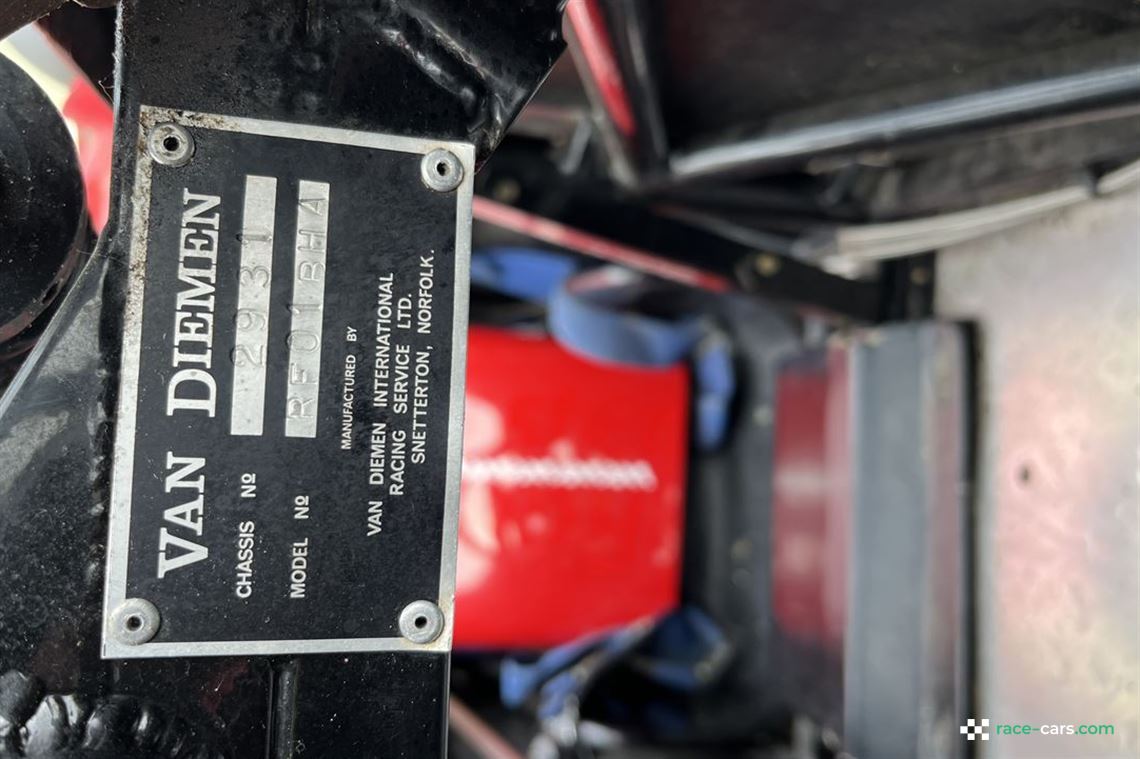 van-diemen-single-seater-race-car