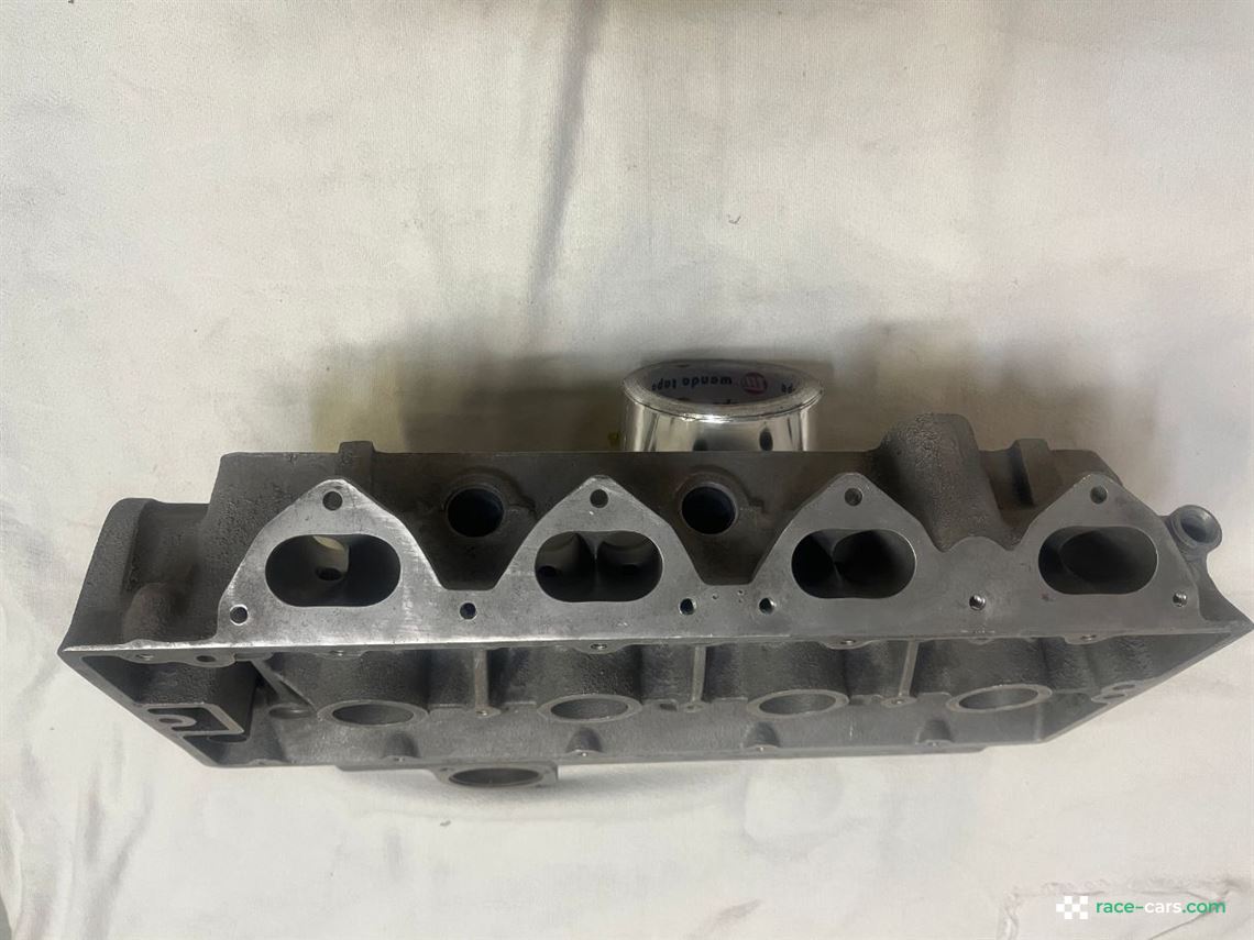 cosworth-bd-cylinder-head-for-bdh
