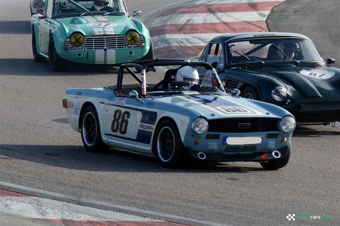 kas-kastner-inspired-triumph-tr6