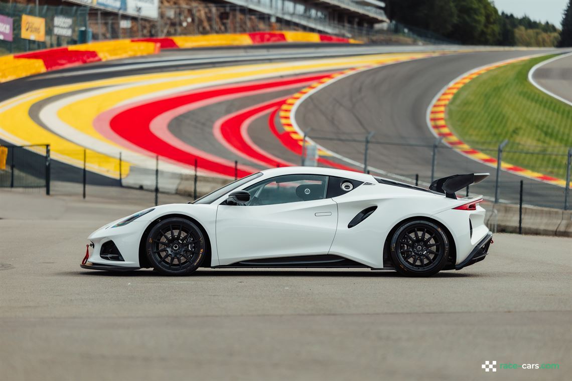 2023-lotus-emira-gt4