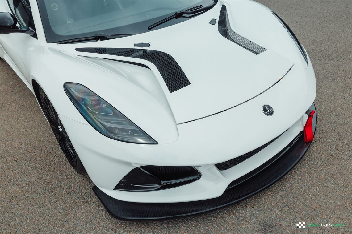 2023-lotus-emira-gt4