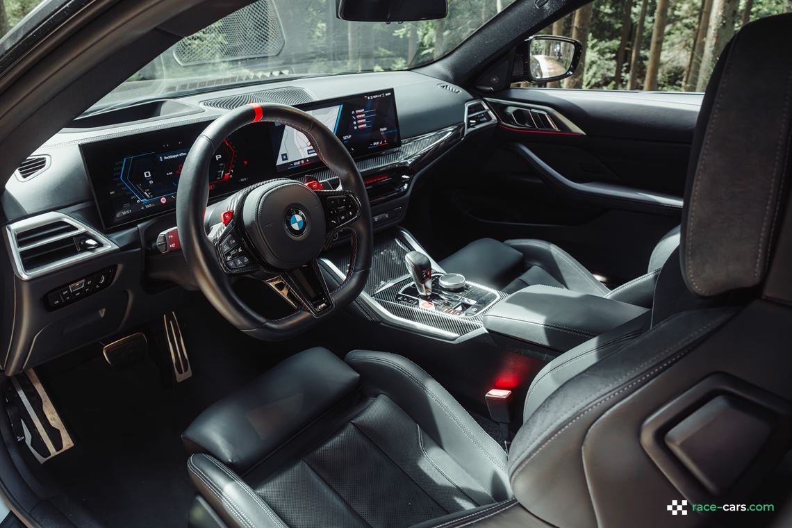2024-bmw-m4-competition-m-xdrive