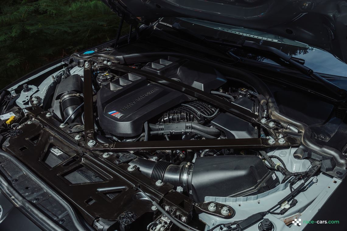 2024-bmw-m4-competition-m-xdrive