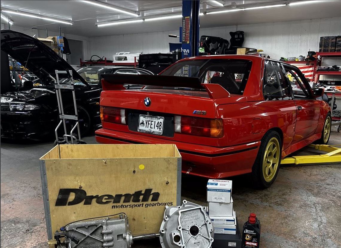 1988-bmw-e30-m3---high-spec-racetrack-day