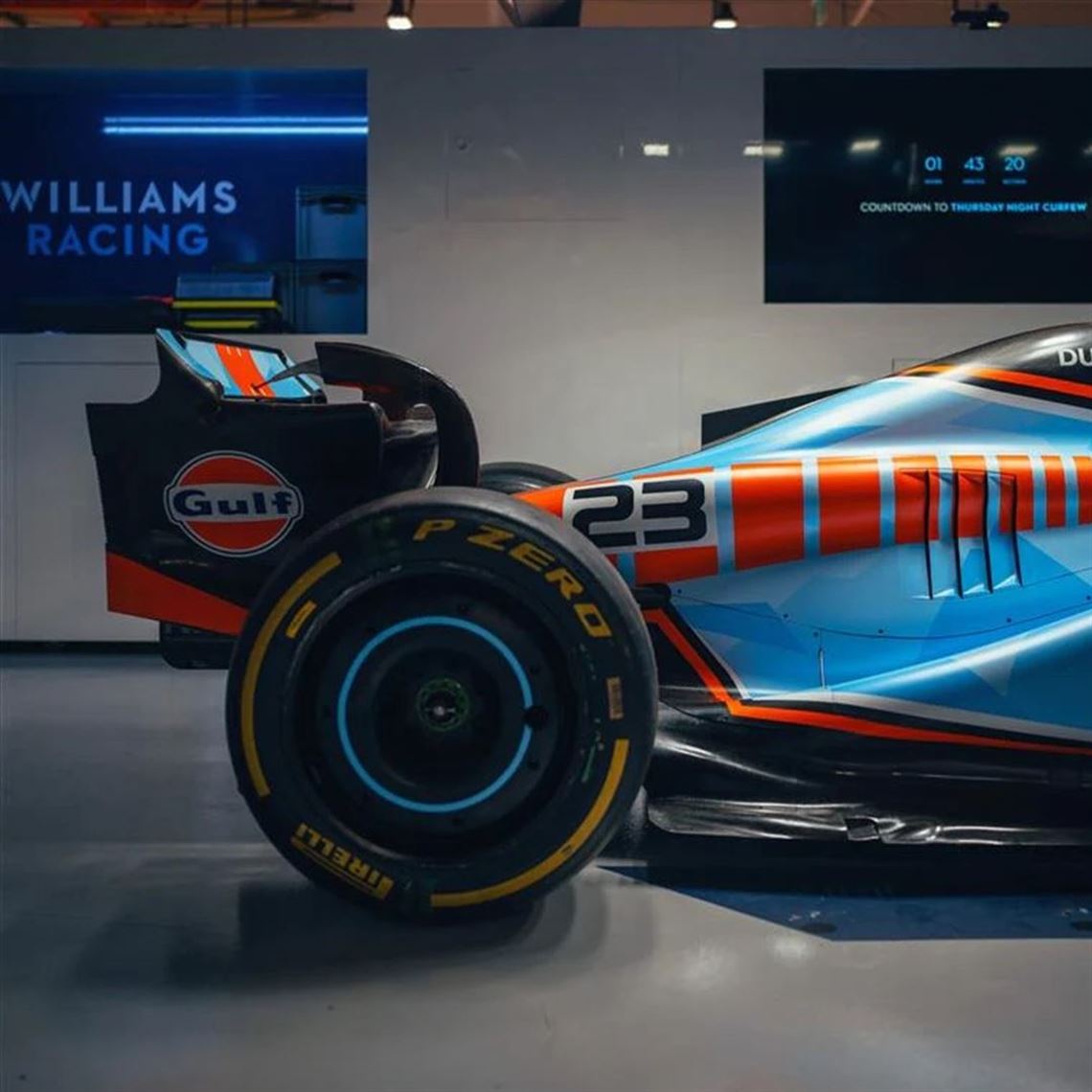 2023-williams-racing-fw45-official-show-car