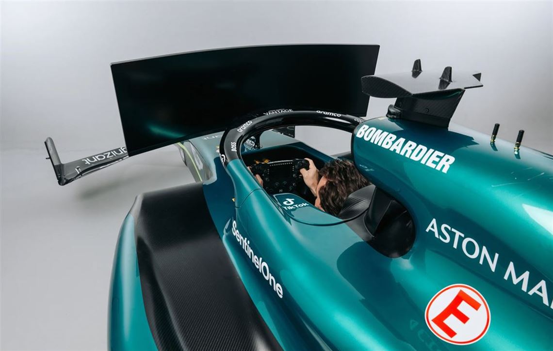 aston-martin-aramco-amr24-f1-team-simulator