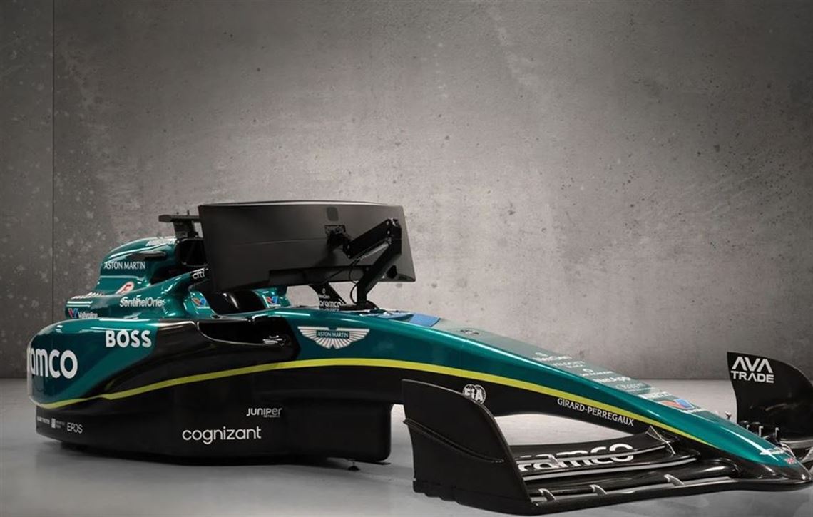 aston-martin-aramco-amr24-f1-team-simulator