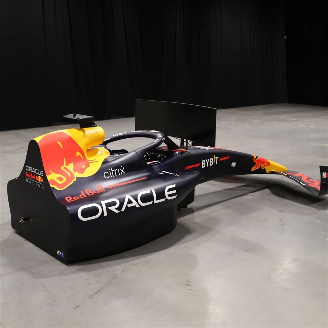 official-2022-oracle-red-bull-racing-rb18-f1