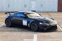 2022-aston-martin-vantage-amr-gt4
