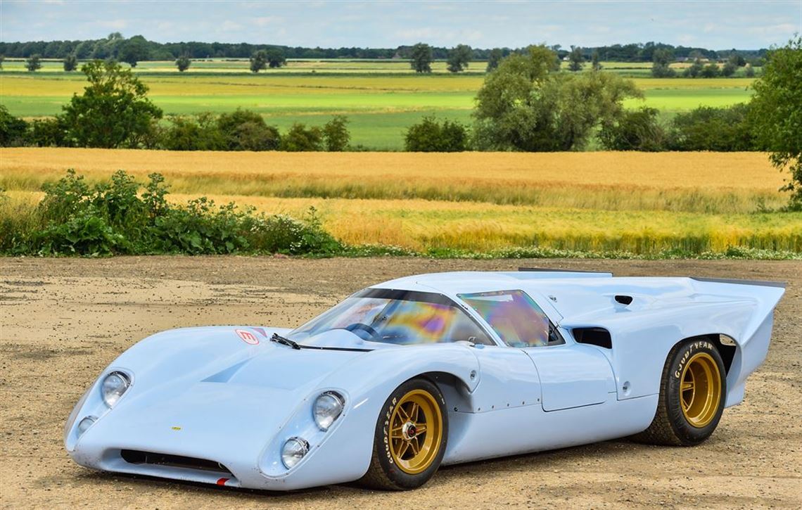 lola-t70-mk3b