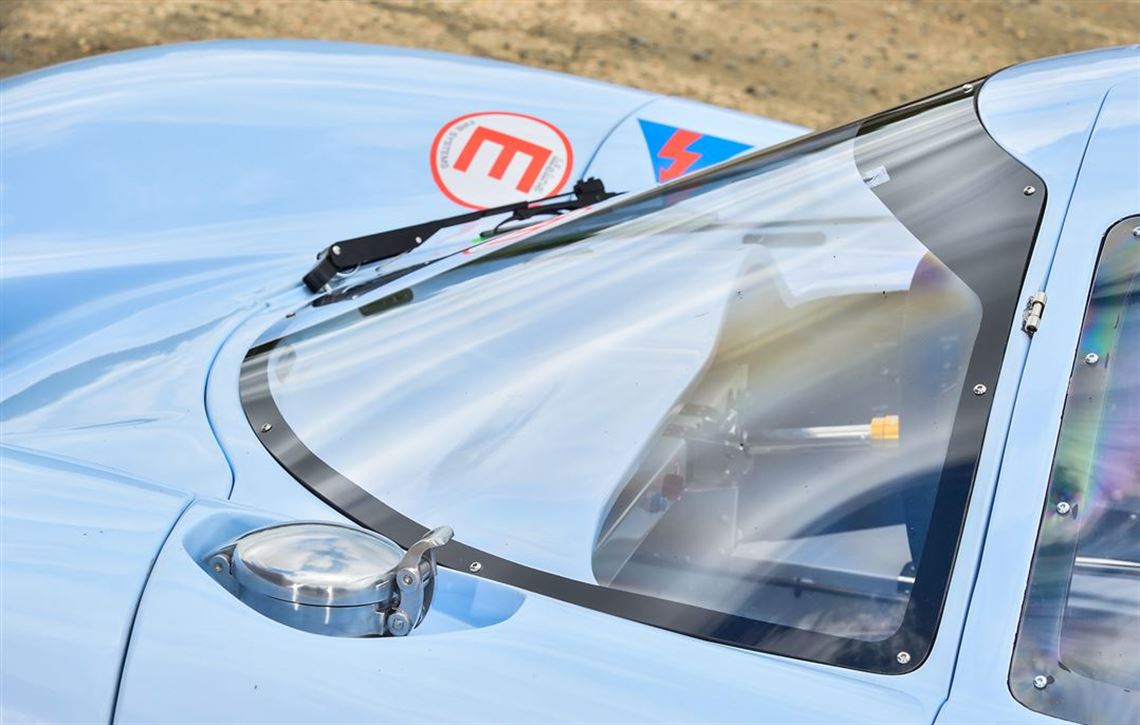 lola-t70-mk3b