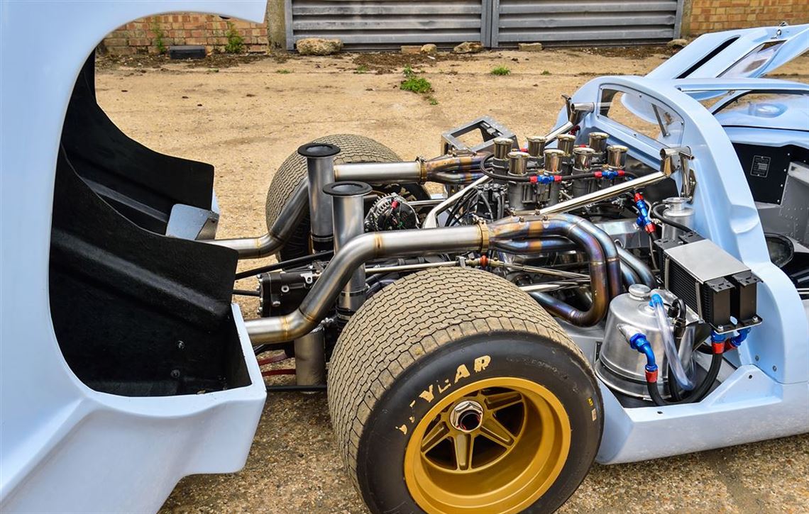 lola-t70-mk3b