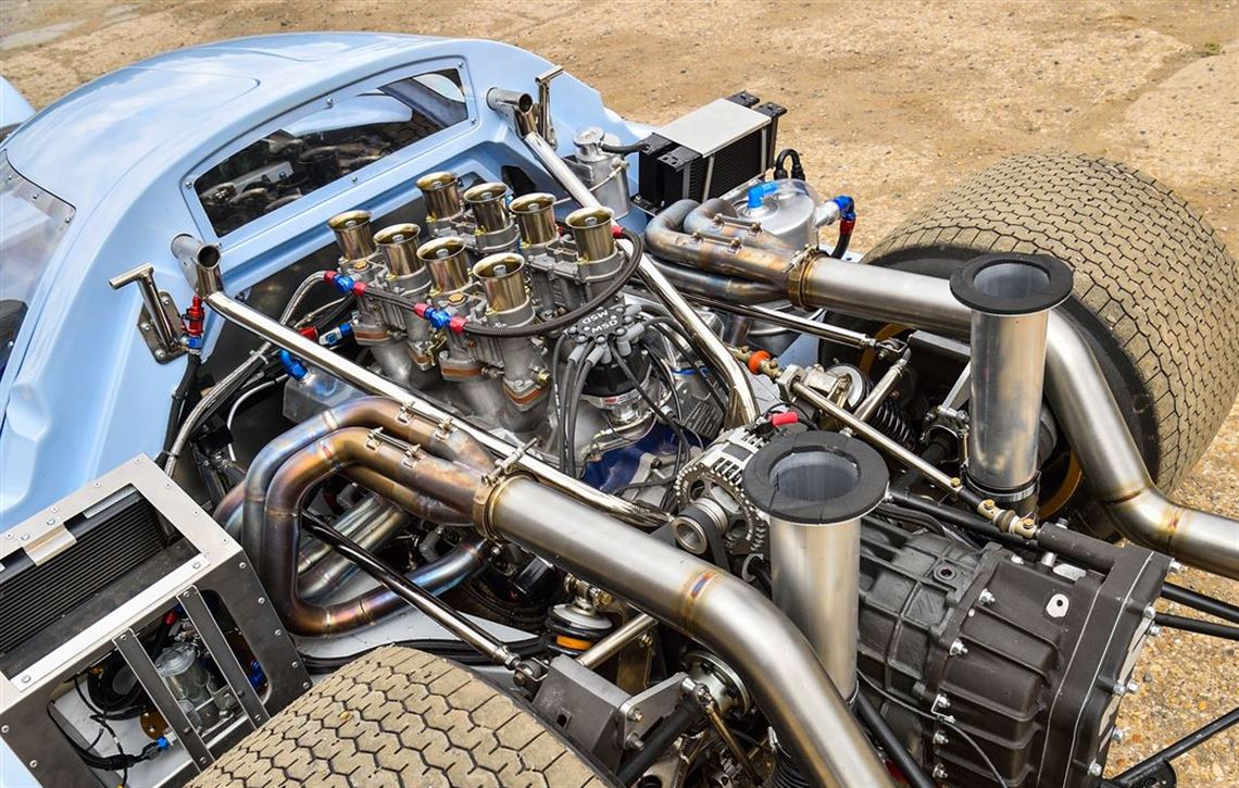 lola-t70-mk3b