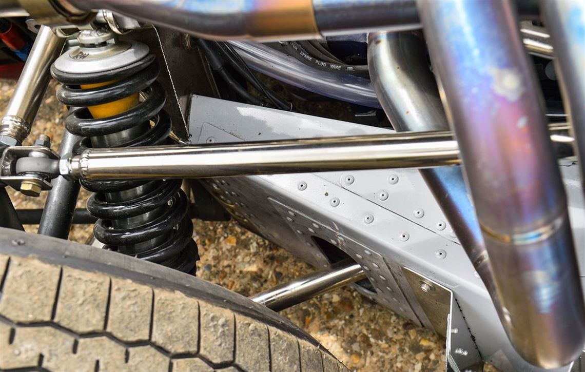 lola-t70-mk3b