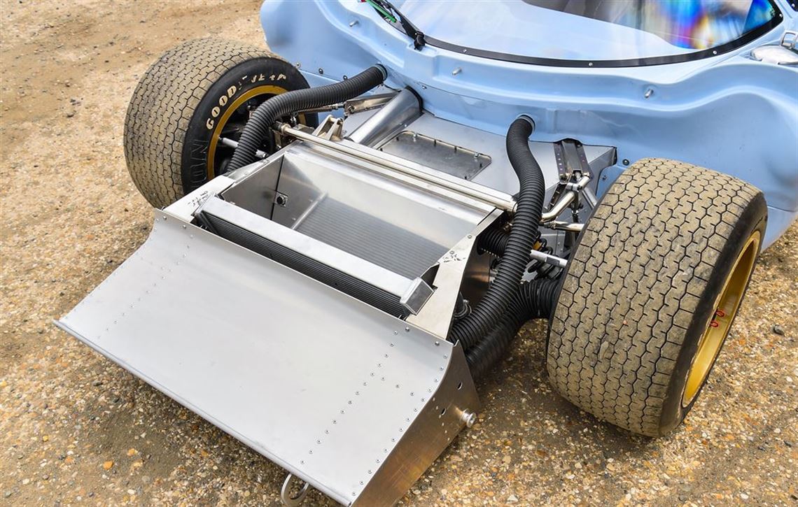 lola-t70-mk3b
