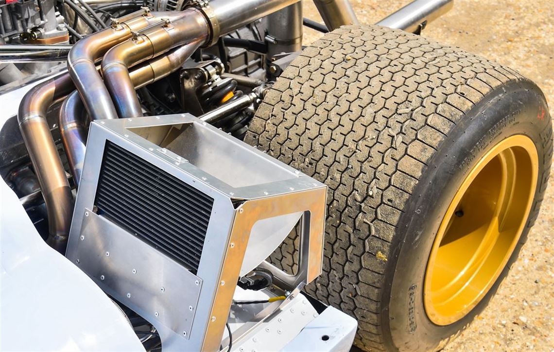 lola-t70-mk3b