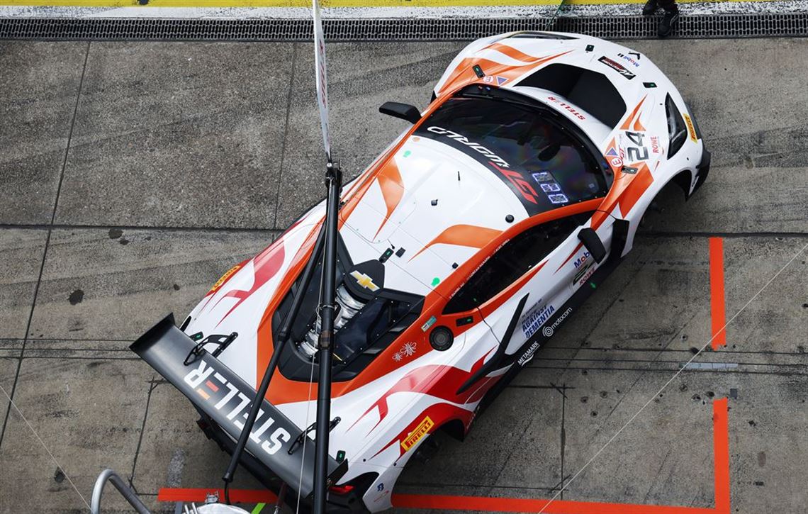 chevrolet-corvette-z06-gt3r