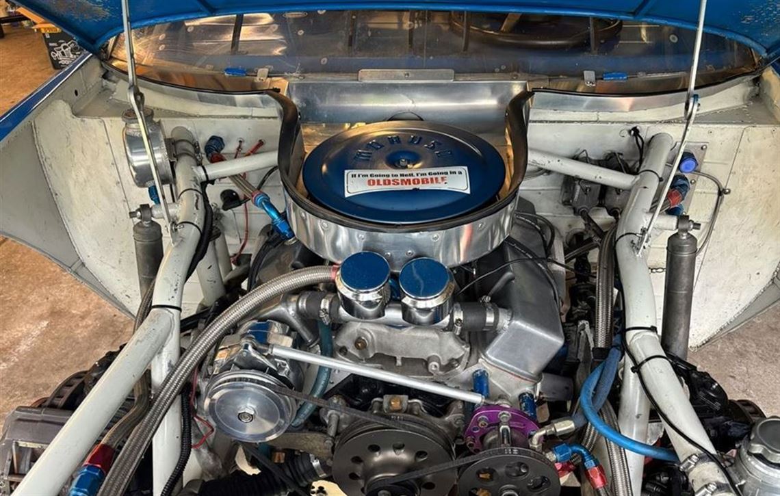 1983-oldsmobile-cutlass-dave-marcis-71-winsto